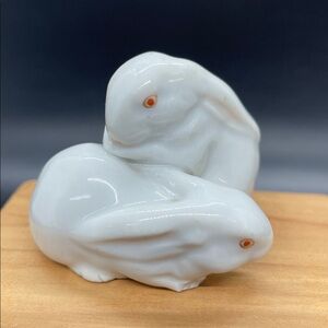 Vintage Herend Hungary Porcelain White Rabbit Figurine Pair β Hand-Painted 2β